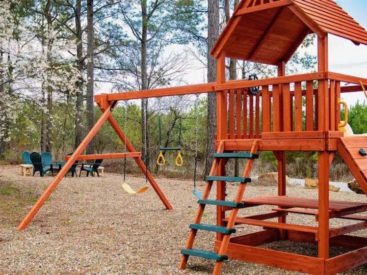 Infinity Views-Luxury, Game Room, Hot Tub, Firepit, Sleeps 20 Broken Bow Exterior photo