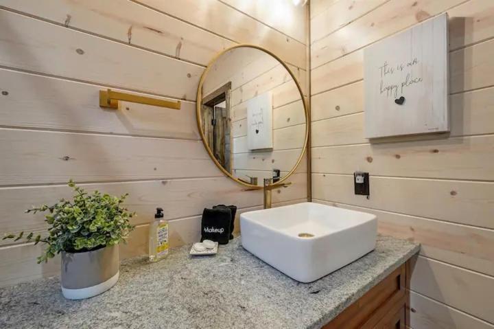 Infinity Views-Luxury, Game Room, Hot Tub, Firepit, Sleeps 20 Broken Bow Exterior photo