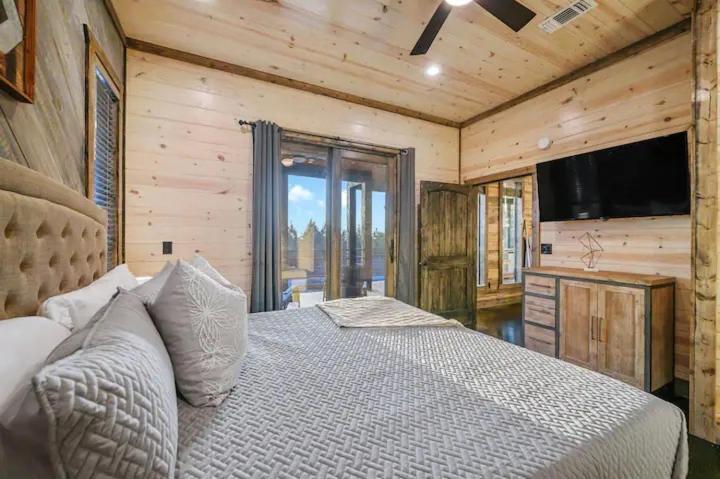 Infinity Views-Luxury, Game Room, Hot Tub, Firepit, Sleeps 20 Broken Bow Exterior photo