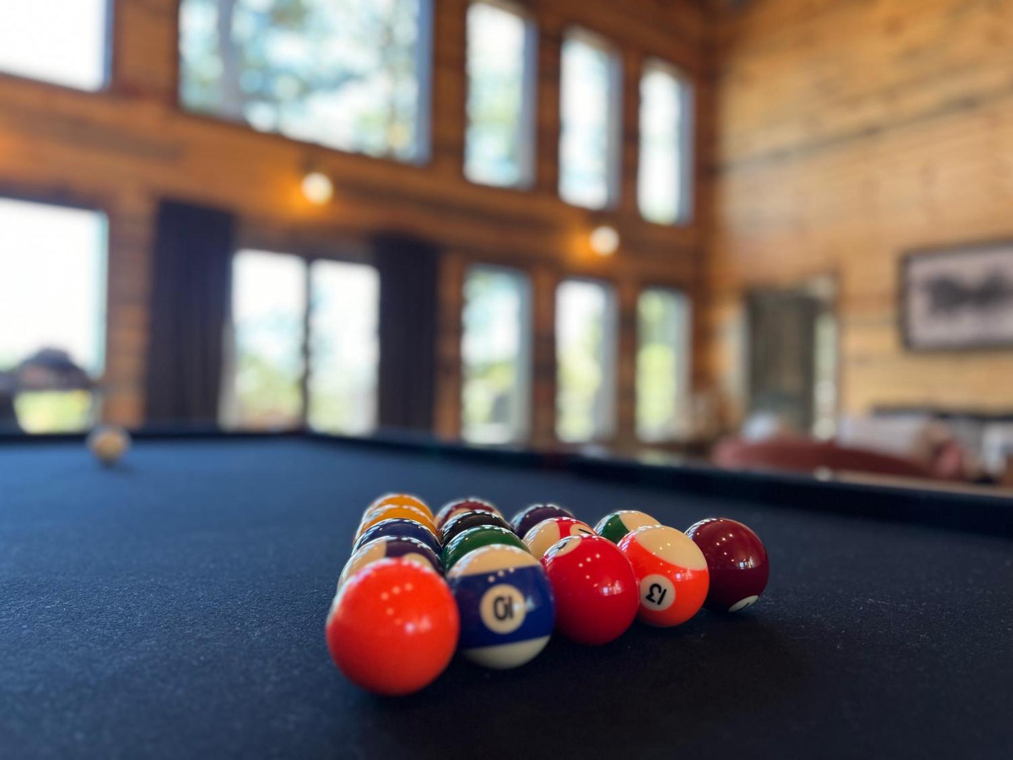 Infinity Views-Luxury, Game Room, Hot Tub, Firepit, Sleeps 20 Broken Bow Exterior photo