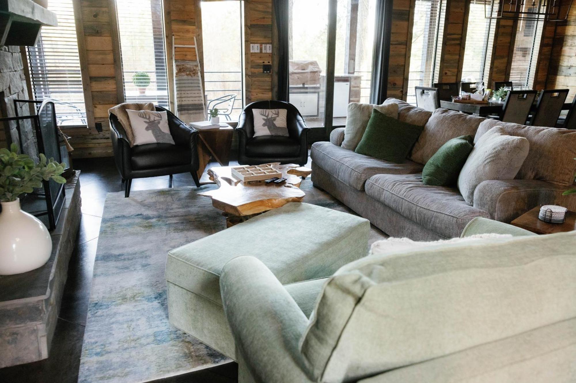 Infinity Views-Luxury, Game Room, Hot Tub, Firepit, Sleeps 20 Broken Bow Exterior photo